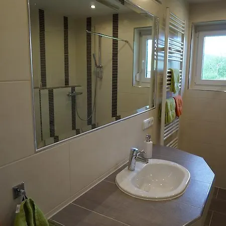 Fruhstuckspension Milli Homestay Velden am Woerthersee